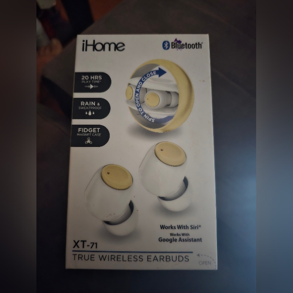 iHome XT-71 Wireless Earbuds - White and Gold